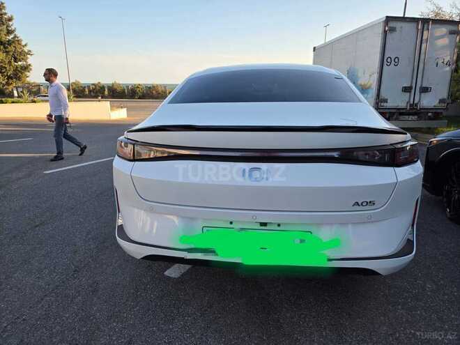 Changan Qiyuan A05 2025, 60,000 km - 1.5 л - Bakı