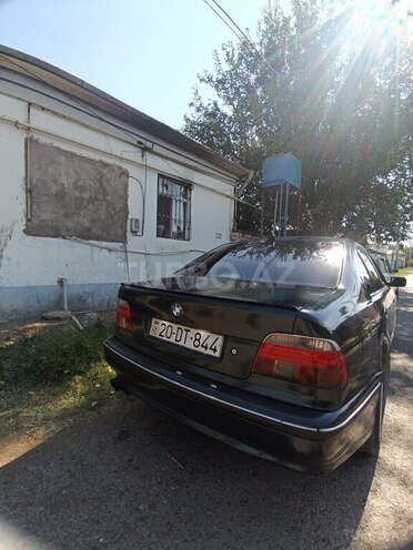 BMW 528 1998, 550,000 km - 2.8 l - Ağdam