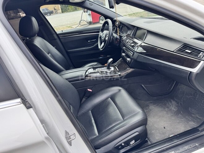BMW 525 2015, 180,000 km - 2.0 л - Şəmkir