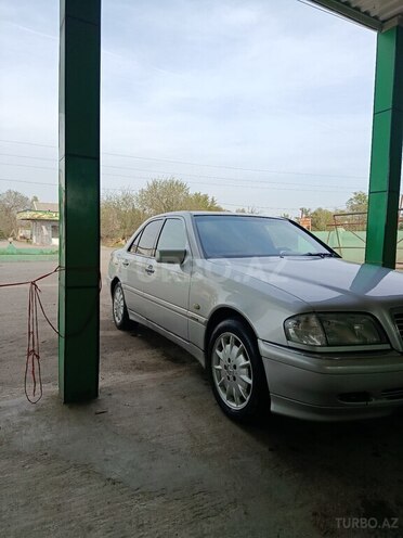 Mercedes C 180 1997, 366,010 km - 1.8 l - Saatlı
