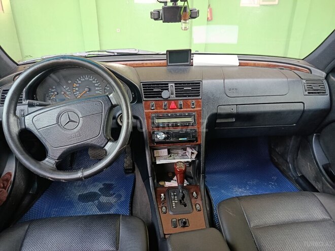Mercedes C 180 1997, 366,010 km - 1.8 l - Saatlı