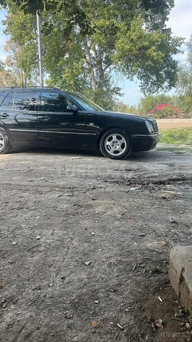 Mercedes E 240 1998, 369,789 km - 2.4 л - Zərdab