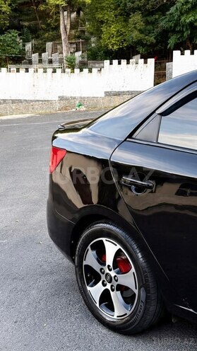 Kia Cerato 2009, 358,000 km - 1.6 l - Şəki