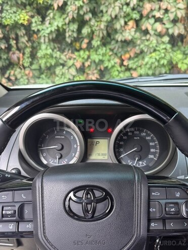 Toyota Land Cruiser Prado 2010, 178,000 km - 2.7 l - Gəncə