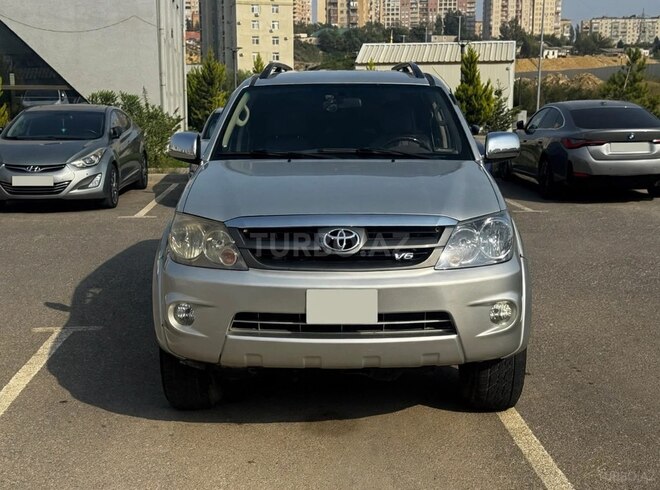 Toyota Fortuner 2006, 316,000 km - 4.0 l - Bakı