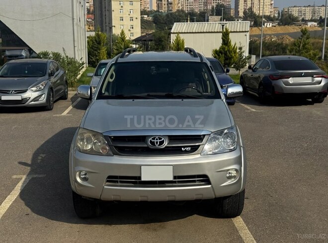 Toyota Fortuner 2006, 316,000 km - 4.0 l - Bakı