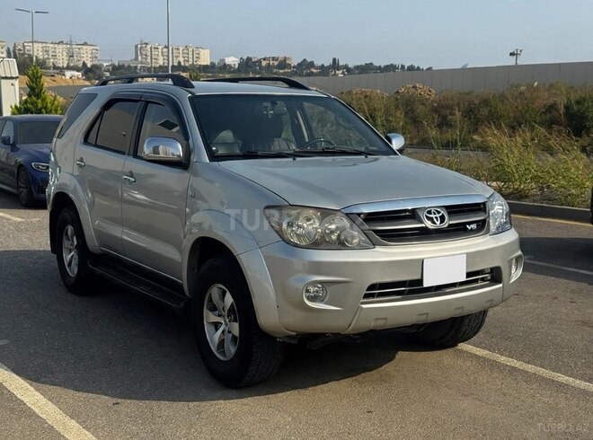 Toyota Fortuner 2006, 316,000 km - 4.0 l - Bakı