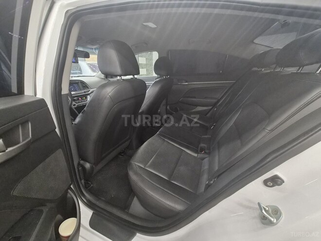 Hyundai Avante 2016, 170,353 km - 1.6 л - Bakı