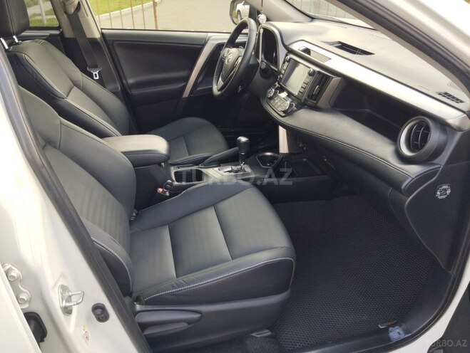 Toyota RAV4 2018, 156,000 km - 2.0 l - Bakı