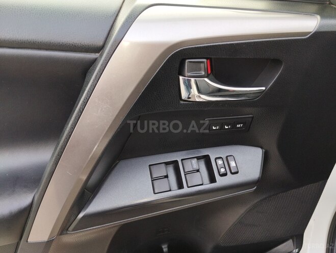 Toyota RAV4 2018, 156,000 km - 2.0 l - Bakı
