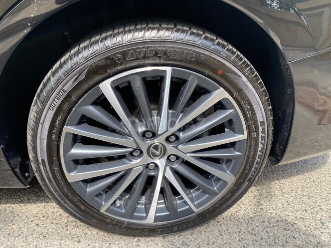 Lexus ES 300h 2021, 107,000 km - 2.5 л - Bakı