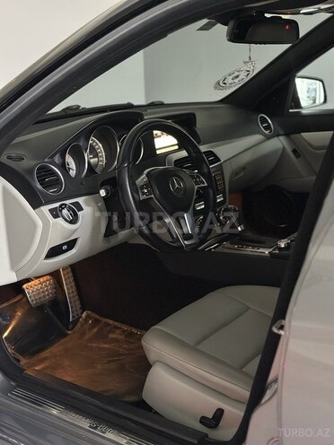 Mercedes C 250 2014, 156,000 km - 1.8 л - Bakı