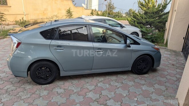 Toyota Prius 2014, 328,306 km - 1.8 l - Bakı