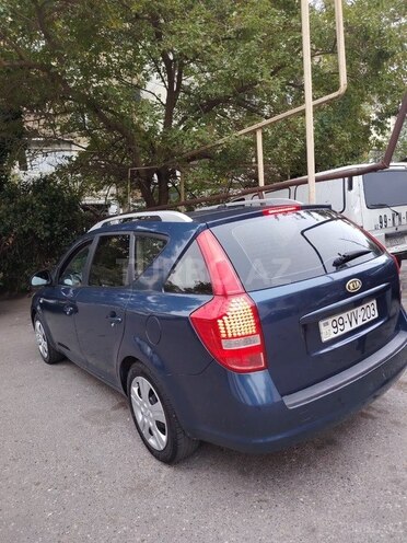 Kia  2010, 310,000 km - 1.4 l - Bakı