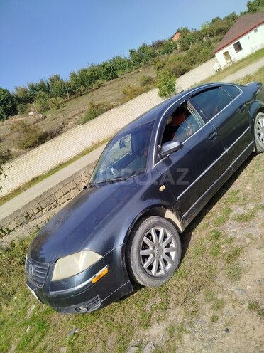 Volkswagen Passat 2001, 333,458 km - 1.8 л - Quba