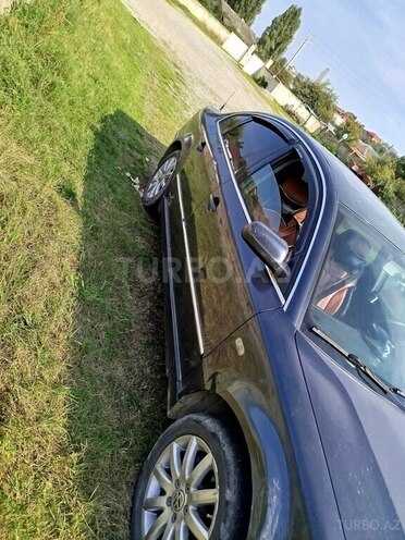 Volkswagen Passat 2001, 333,458 km - 1.8 л - Quba