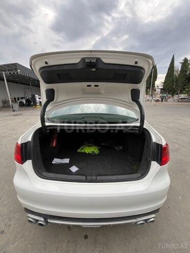 Volkswagen Jetta 2013, 184,000 km - 2.0 l - Gəncə