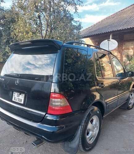 Mercedes ML 320 2002, 175,756 km - 3.2 л - Zaqatala