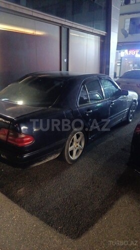 Mercedes E 230 1996, 400,017 km - 2.3 l - Bərdə