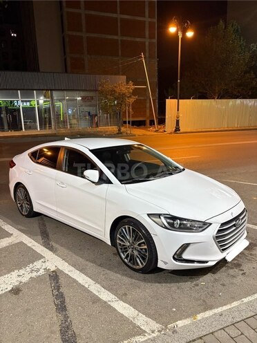 Hyundai Avante 2018, 185,000 km - 1.6 l - Bakı