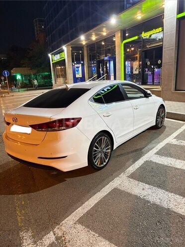 Hyundai Avante 2018, 185,000 km - 1.6 l - Bakı