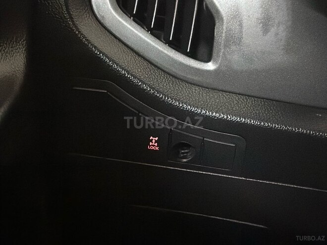 Kia Sportage 2011, 204,000 km - 2.0 l - Bakı