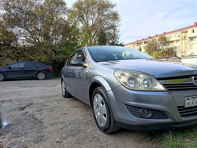Opel Astra 2007, 318,000 km - 1.4 l - Sumqayıt