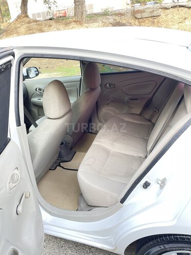 Nissan Sunny 2013, 235,000 km - 1.5 l - Bakı