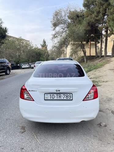 Nissan Sunny 2013, 235,000 km - 1.5 l - Bakı