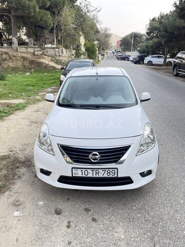 Nissan Sunny 2013, 235,000 km - 1.5 l - Bakı