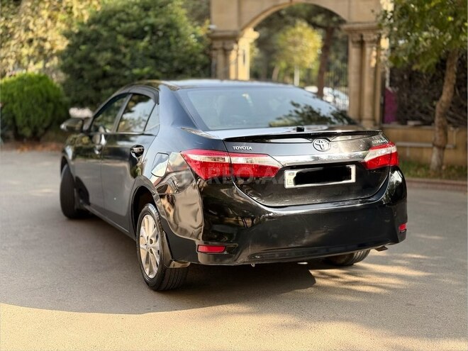 Toyota Corolla 2014, 230,000 km - 1.6 л - Bakı