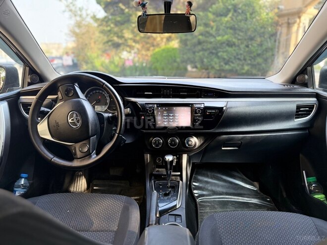 Toyota Corolla 2014, 230,000 km - 1.6 л - Bakı