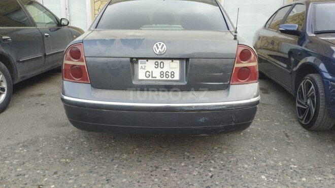 Volkswagen Passat 2001, 333,458 km - 1.8 л - Quba