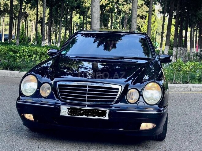 Mercedes E 320 2000, 246,000 km - 3.2 l - Bakı