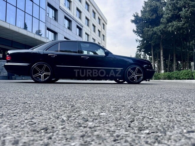 Mercedes E 320 2000, 246,000 km - 3.2 l - Bakı