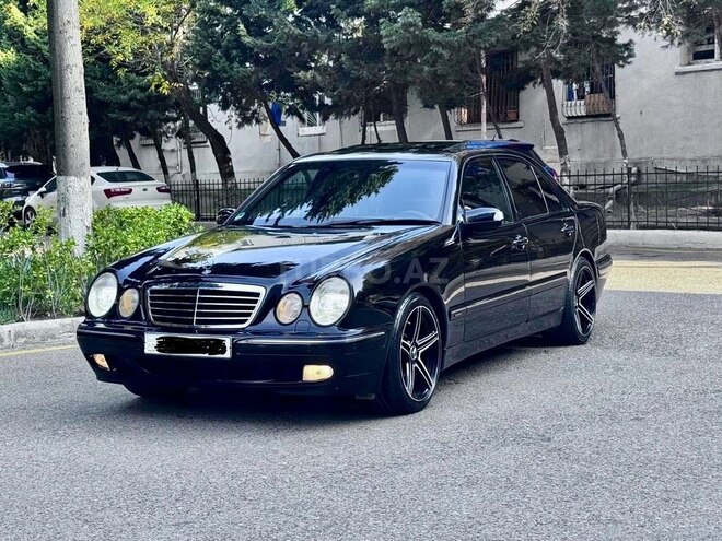 Mercedes E 320 2000, 246,000 km - 3.2 l - Bakı