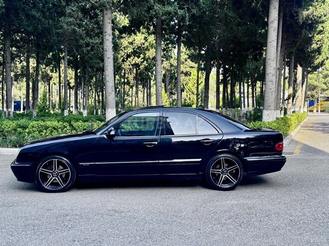 Mercedes E 320 2000, 246,000 km - 3.2 l - Bakı