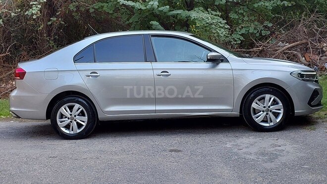 Volkswagen Polo 2022, 121,000 km - 1.6 l - Bakı