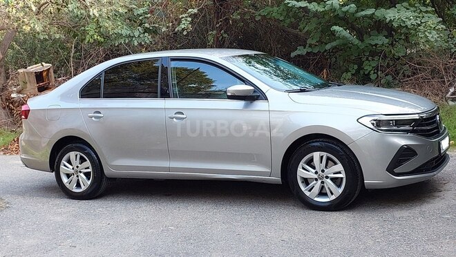 Volkswagen Polo 2022, 121,000 km - 1.6 l - Bakı