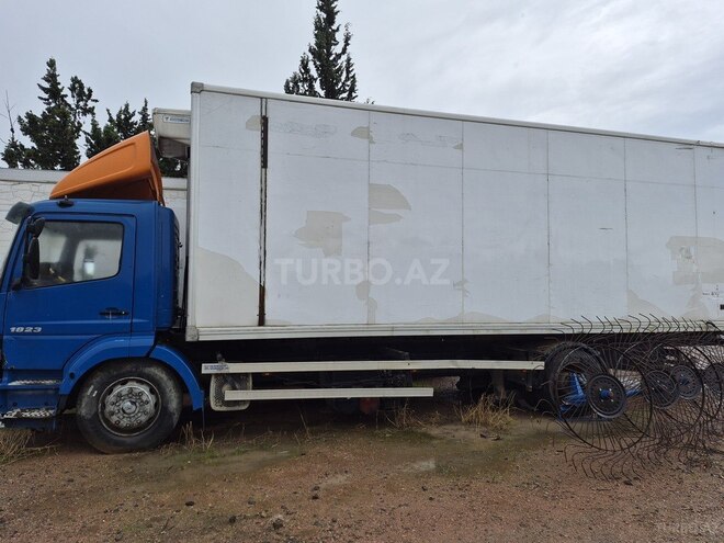 Mercedes Atego 1823 2000, 756,965 km - 6.4 l - Salyan