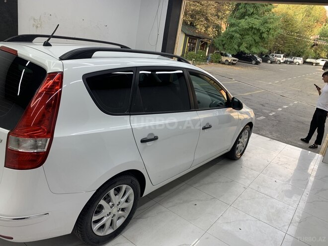 Hyundai i30 2009, 360,000 km - 1.4 л - Qəbələ