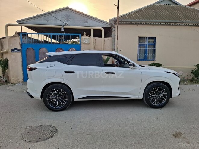Changan  2025, 9,400 km - 1.5 l - Bakı