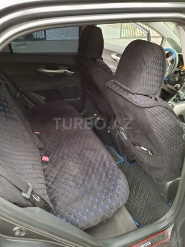 Toyota Auris 2007, 334,000 km - 1.4 л - Bakı