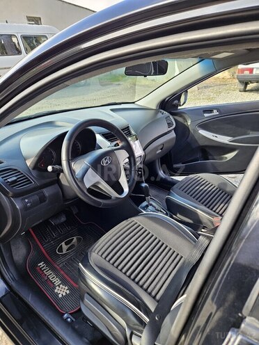 Hyundai Accent 2011, 297,047 km - 1.4 l - Şəmkir