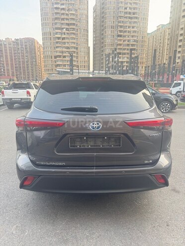 Toyota Highlander 2022, 26,700 km - 2.5 l - Bakı