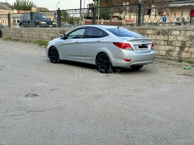 Hyundai Accent 2014, 270,807 km - 1.6 л - Kürdəmir