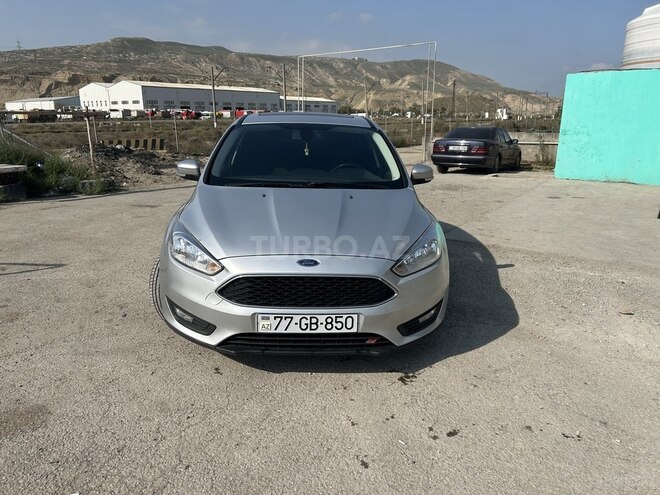Ford Focus 2015, 272,000 km - 1.6 l - Bakı
