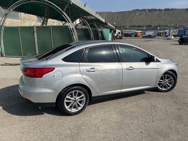 Ford Focus 2015, 272,000 km - 1.6 l - Bakı