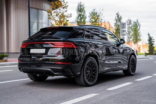 Audi Q8 Sportback e-tron 2022, 60,000 km - 0.0 l - Bakı