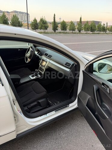Volkswagen Passat 2010, 159,000 km - 1.8 l - Bakı